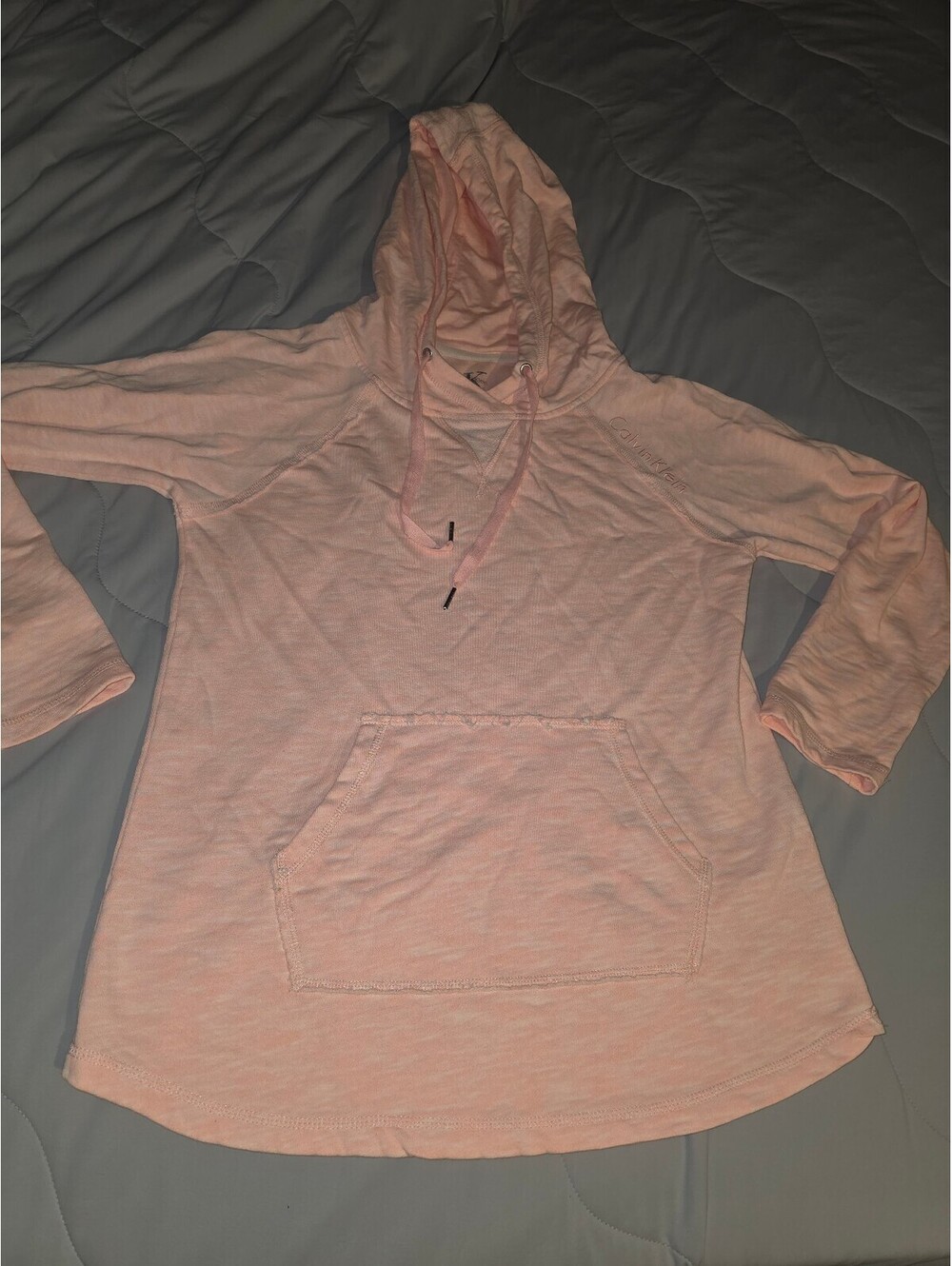 Calvin Klein Women's Lightweight Pink Hoodie Size small